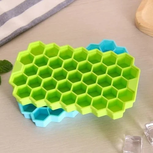 Honeycomb Ice Cube Tray with Lid, 37 Hexagonal Cubes, Silicone Mould, 1Pcs Assorted Color
